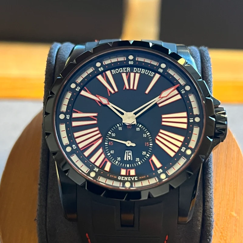 Roger Dubuis Excalibur 45 Cadran Noir Ensemble Complet DBEX0567