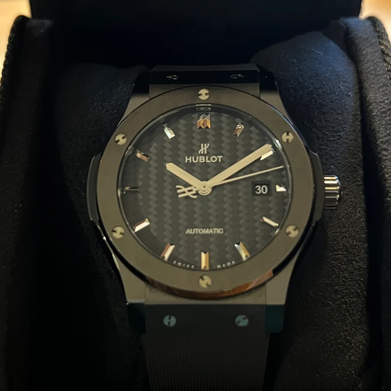 Hublot Classic Fusion Black Magic Ceramic Automatique 542.CM.1771.RX