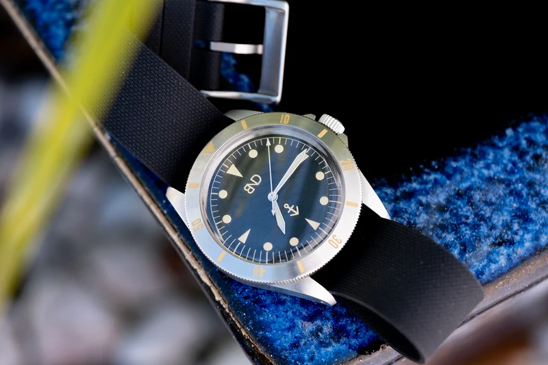 Bracelet une pièce fkm rubber Noir
