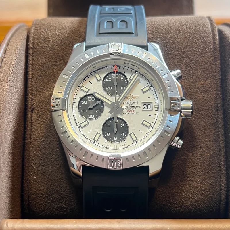 Ensemble complet de chronographe Breitling Colt A1338811/G804