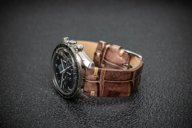 Vintage Chestnut Artisan Alligator Watch Strap – Limited Edition