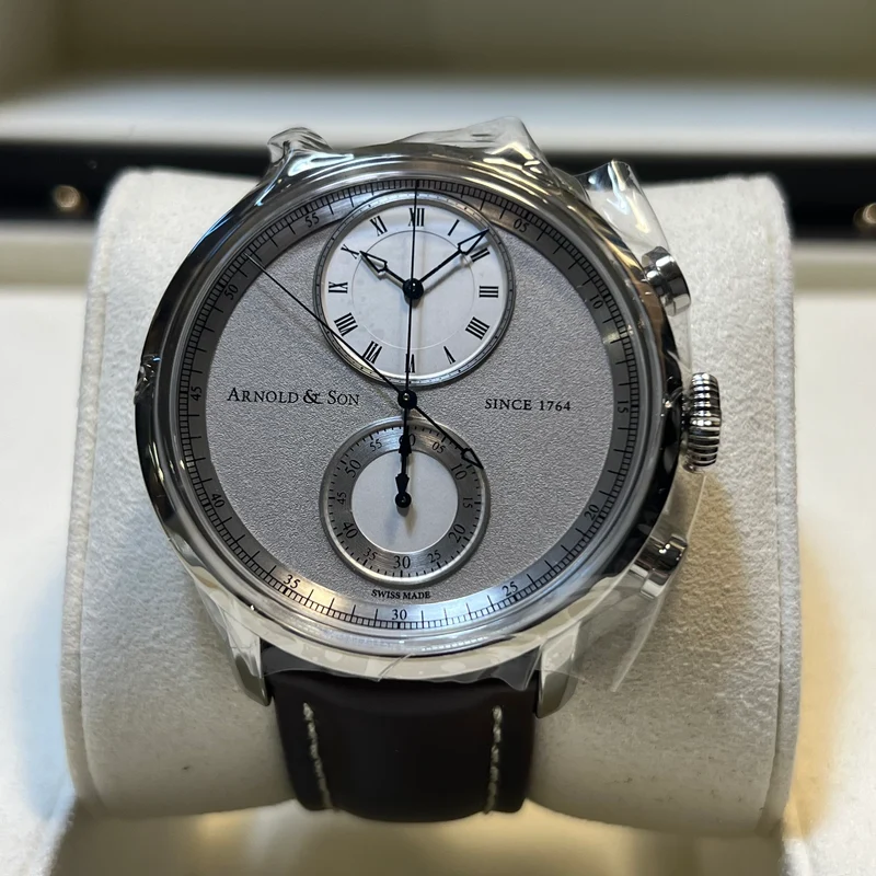 Chronographe Arnold & Son CTB, ensemble complet 1CHAS.S02A