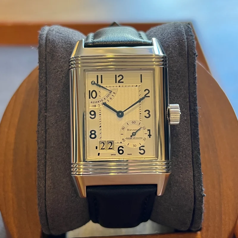 Jaeger-LeCoultre Reverso 8 jours de réserve de marche 240.8.15