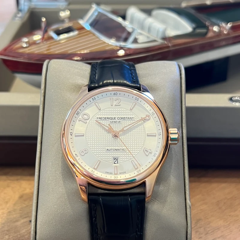 Frédérique Constant Runabout Édition Limitée Ensemble Complet FC-303RMS5B4