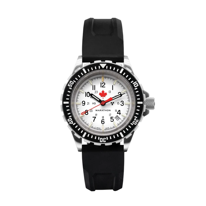 Montre de plongée automatique Marathon 41 mm en érable rouge arctique (GSAR)