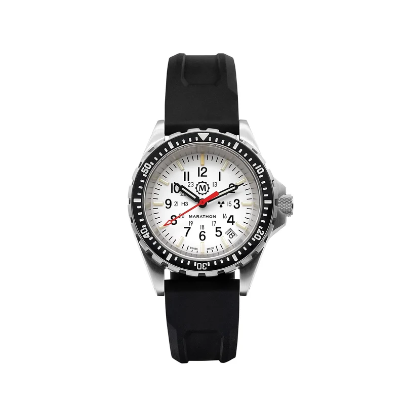 Montre de plongée Marathon 36 mm Édition Arctique, modèle moyen, à quartz (MSAR Quartz)