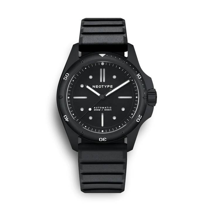LM01 Type D Acier PVD Noir et cadran Noir