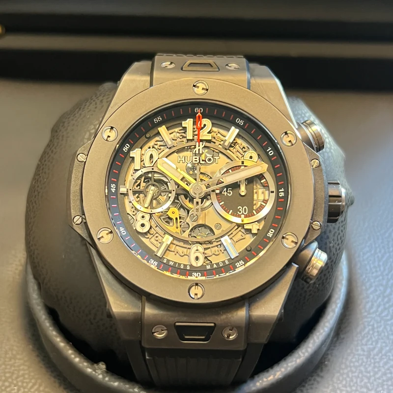Coffret complet Hublot Big Bang Unico Black Magic 411.CI.1170.RX