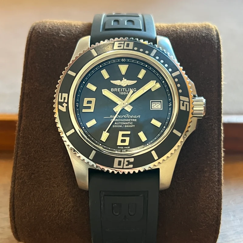 Breitling Superocean 44 Cadran Noir Ensemble Complet A1739102/BA77