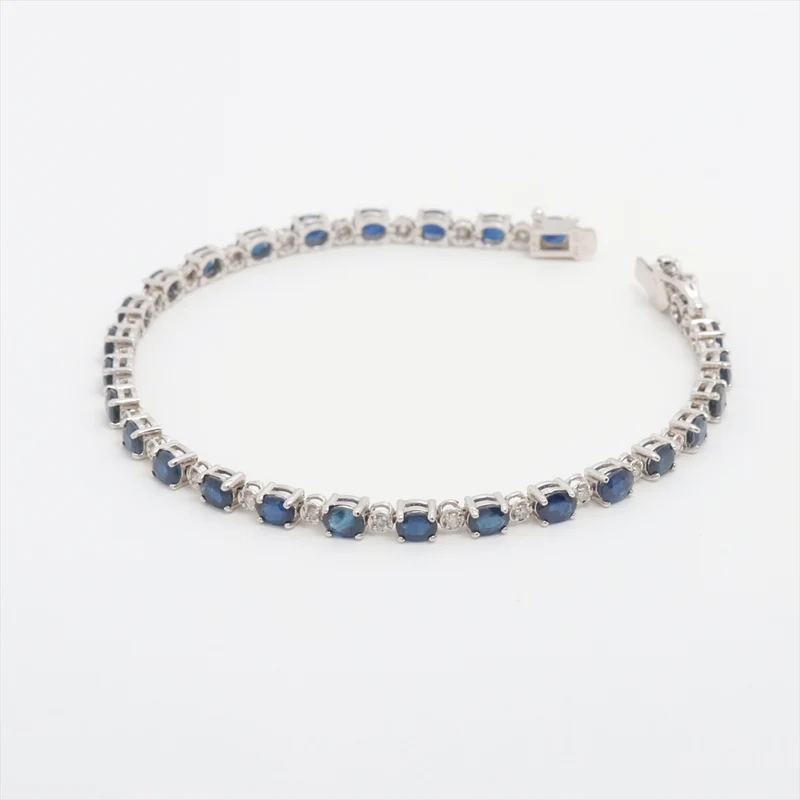 Bracelet Saphir Bleu 6.00 ct Diamants 0.30 ct Or Blanc 18kt 8.5g