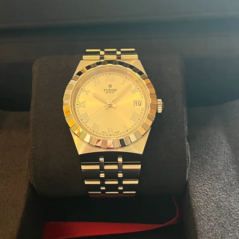 Tudor Ensemble complet Royal 28400