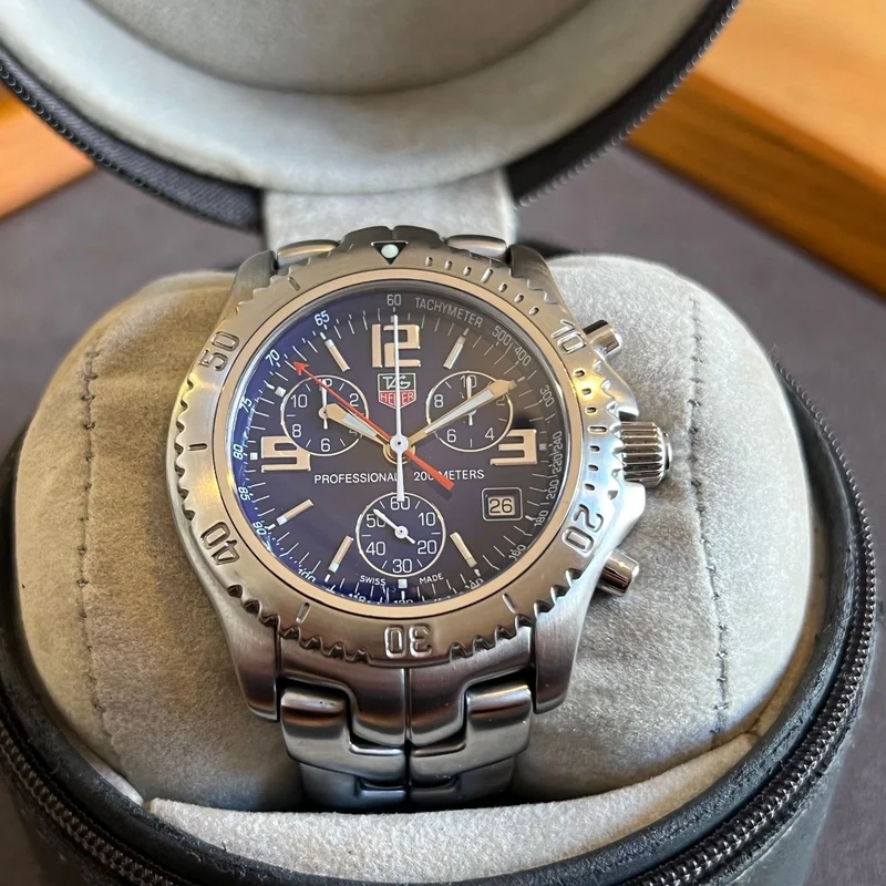 Ensemble complet de montres chronographes Tag Heuer Link CT1110