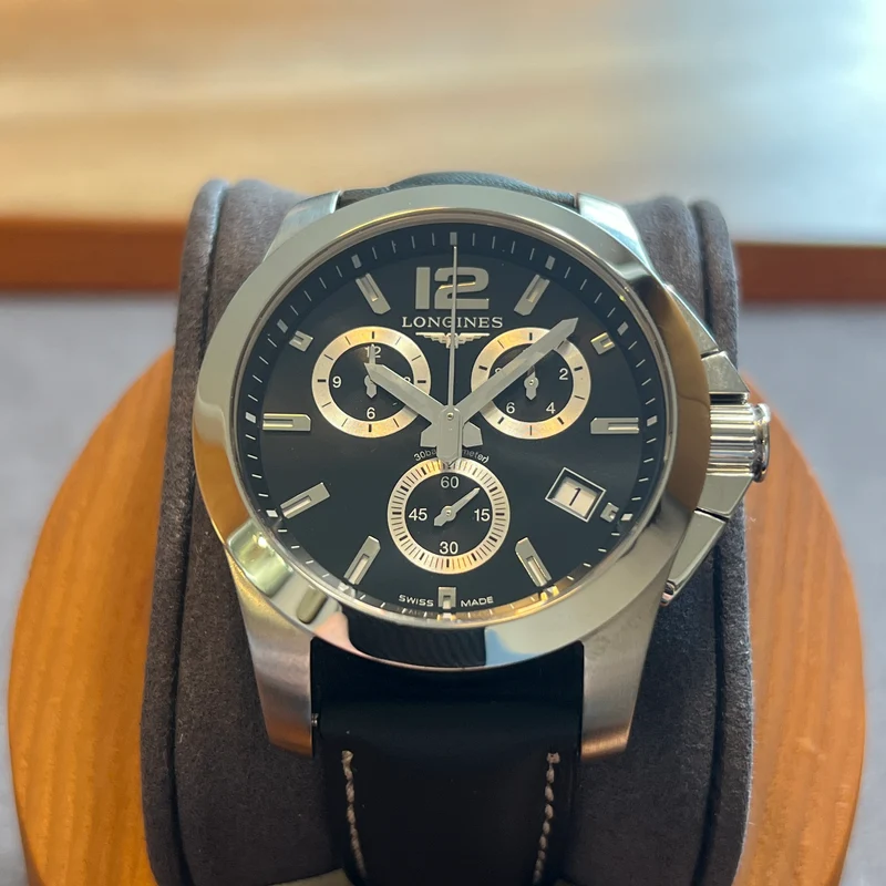 Chronographe à quartz Longines Conquest L3.760.4.56.3