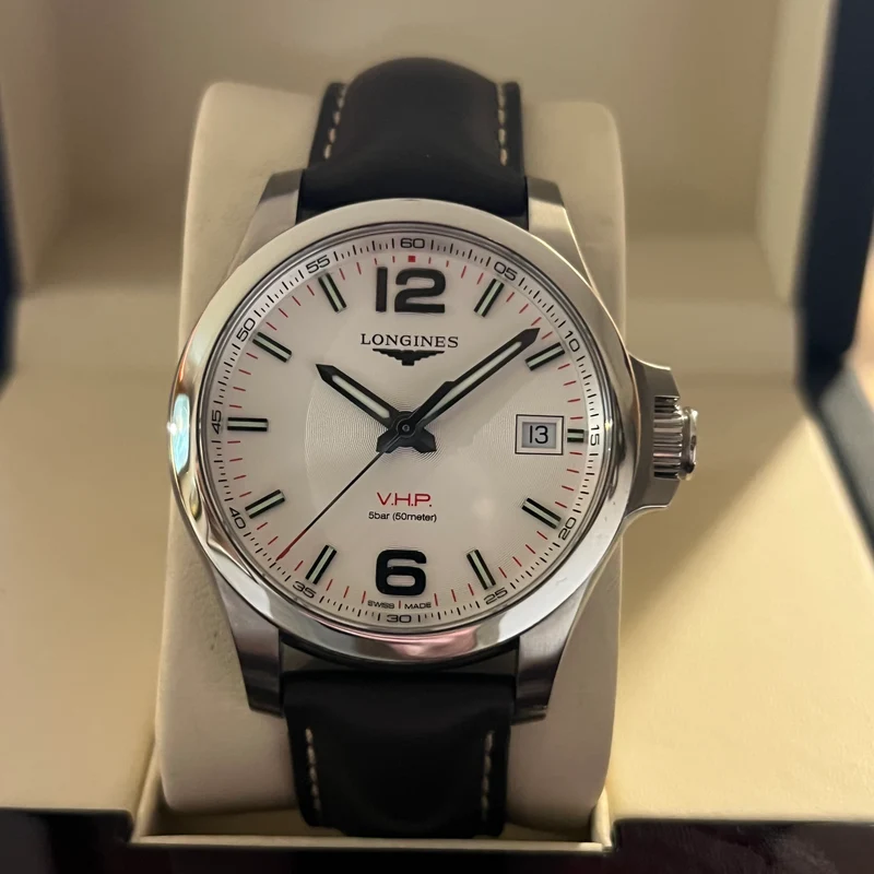 Longines Conquest VHP Coffret complet L3.716.4.76.5