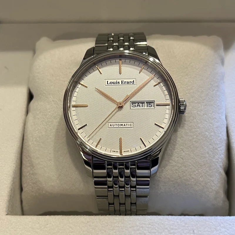 Louis Erard Heritage Automatique Day-Date 72288AA