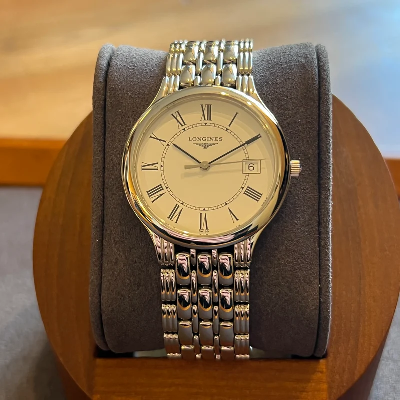 Montre Longines Presence Quartz Date L5.649.4