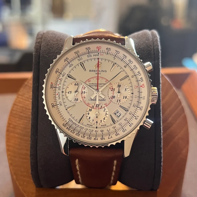 Coffret complet Breitling Montbrillant 01 Chronographe AB013012/G709