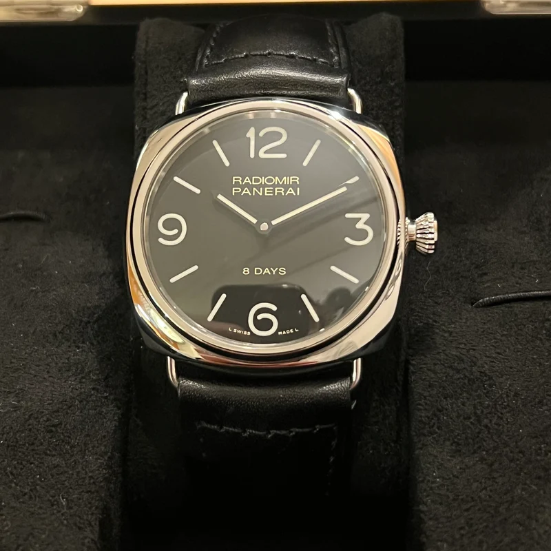 Coffret complet Panerai Radiomir 8 jours PAM00610