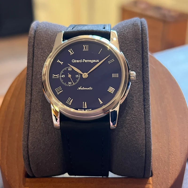 Girard-Perregaux Automatique Petite Seconde 9050