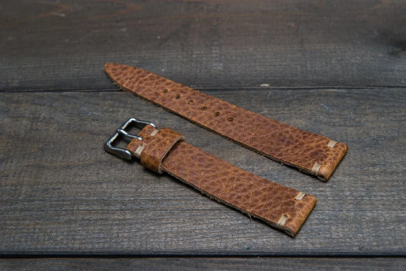 Buckaroo Tan Horween, handmade in Finland.