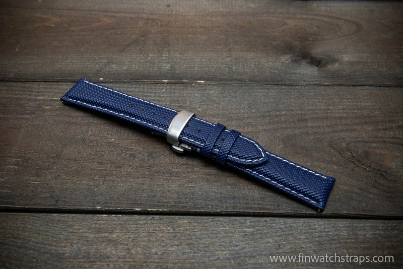 Sailcloth water-resistant watch strap 17-24 mm.
