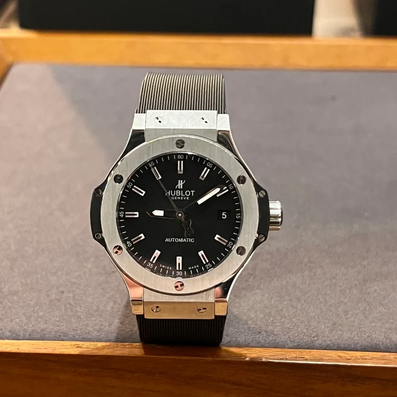 Montre Hublot Big Bang Full Set 365.SX.1170.LR