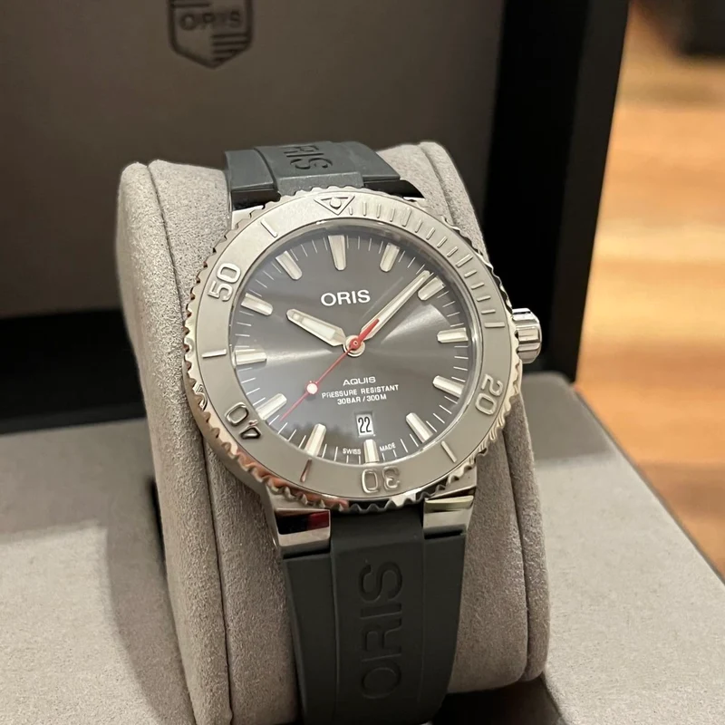 Oris Aquis Date 2021 Ensemble Complet 01 733 7730 4153