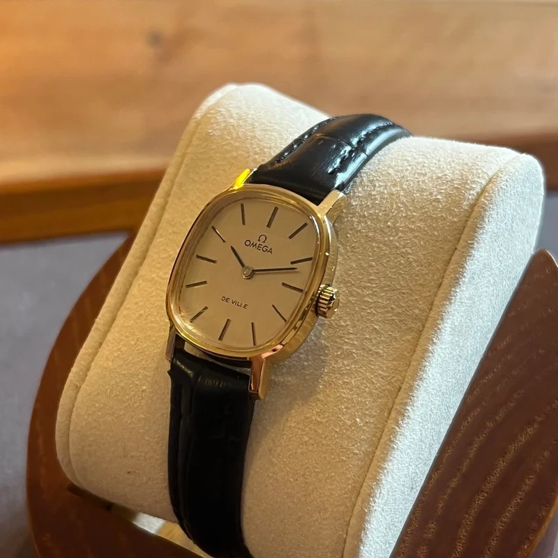 Omega Quartz plaqué or De Ville