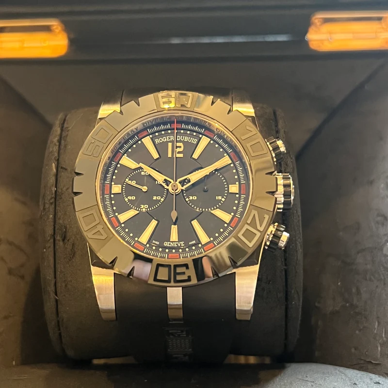 Roger Dubuis Easy Diver, édition limitée à 888 exemplaires, ensemble complet DBSE0282
