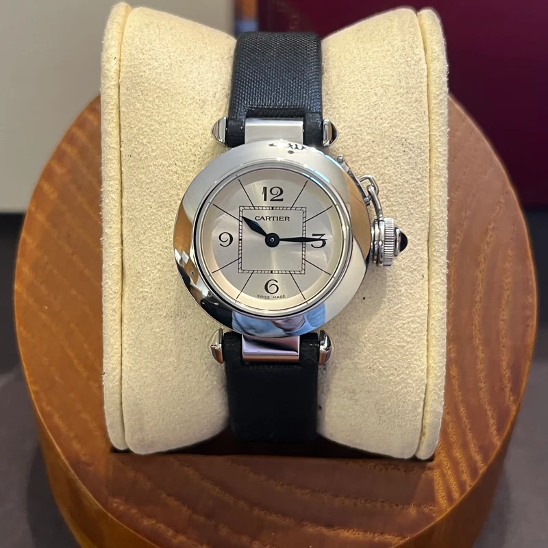 Coffret complet de montres à quartz Miss Pasha de Cartier W3140025