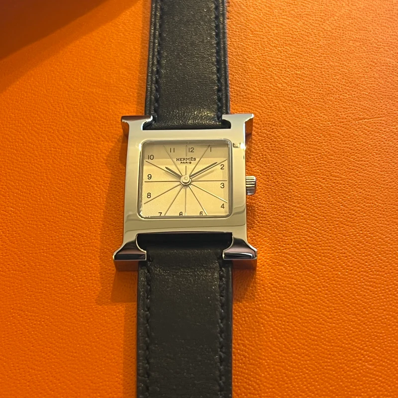 Hermès Montre à quartz H, ensemble complet HH1.210