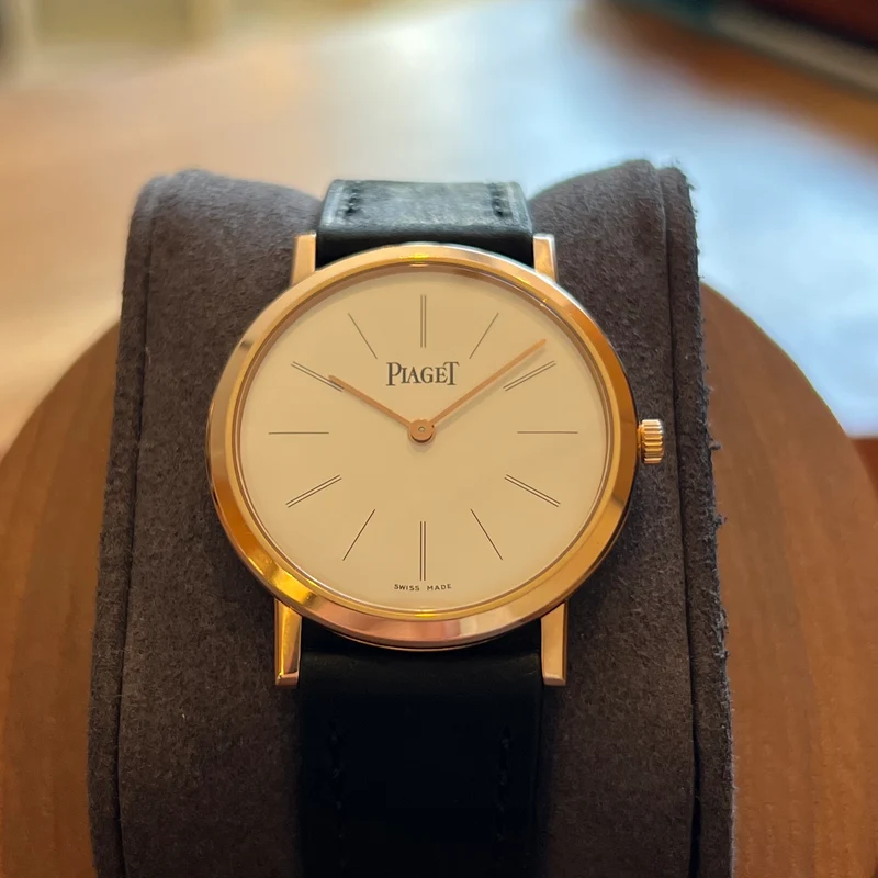 Montre Piaget Altiplano en or rose 18 carats avec remontoir à tige G0A30509