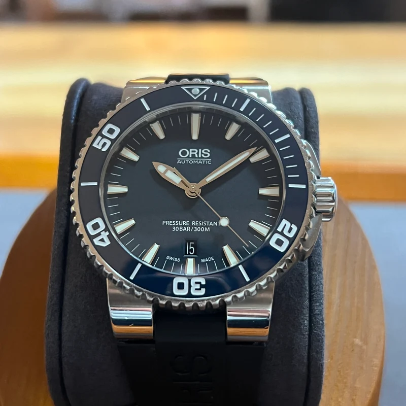 Oris Aquis Date Automatique Cadran Noir 7653