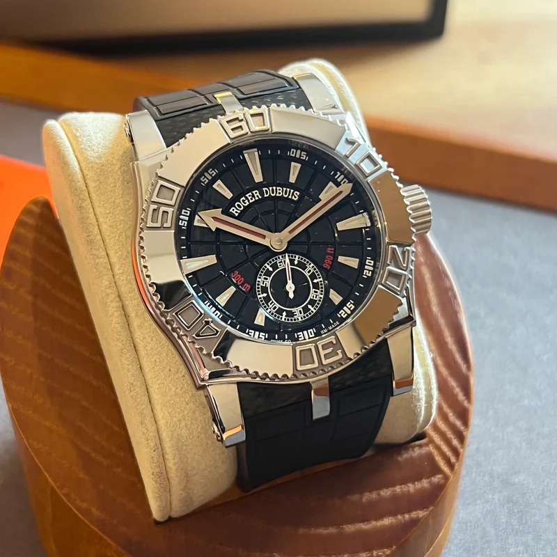 Roger Dubuis Easy Diver Full Set Édition limitée SE43 14 9 K9.53R