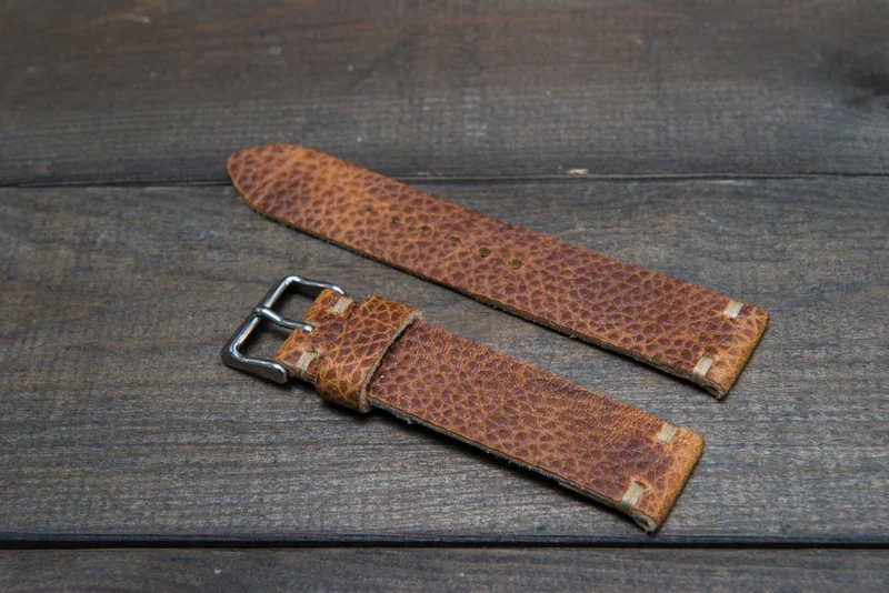 Buckaroo Tan Horween leather watch strap, handmade in Finland