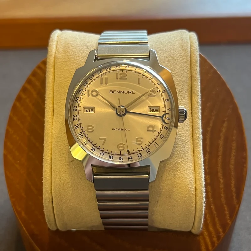Montre Benmore Incabloc Perpetual Day Date Month