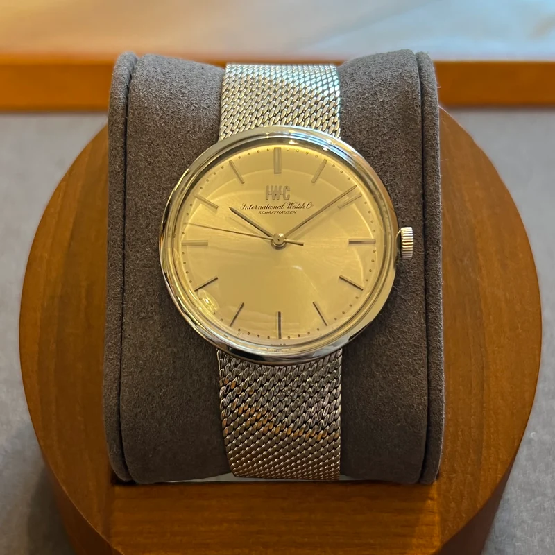 IWC Remontoir à tige vintage 2400