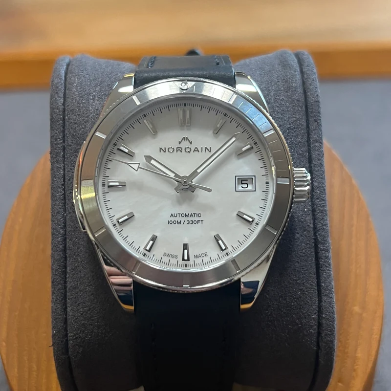 Norqain Adventure Sport MOP Dial N1800