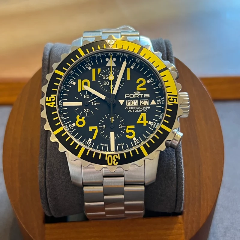 Fortis Aquatis Marinemaster Chronographe Jaune 671.24.14.LP