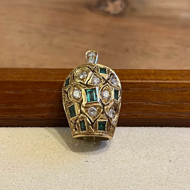 Pendentif Diamants Emeraude Or Jaune 18kt 10.4g