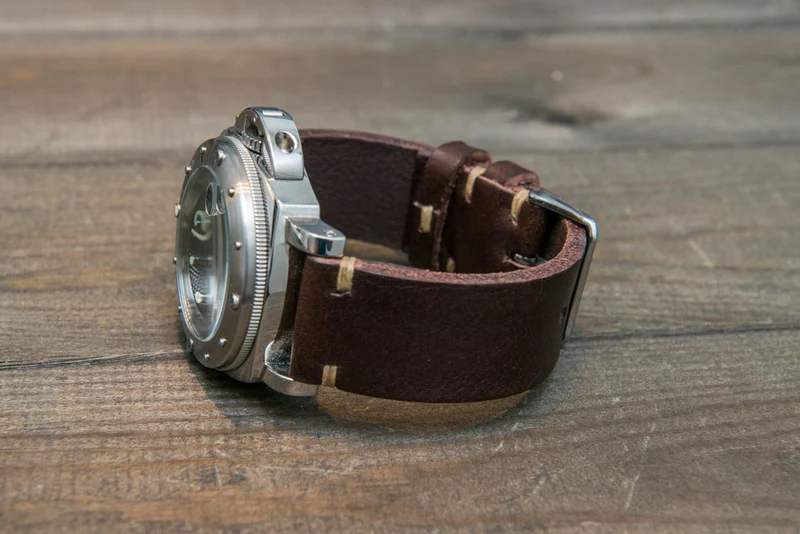 Italian bull leather watch strap 4 mm thick, Oily Brown Castagna, handmade in Finland - 16mm, 17 mm, 18mm, 19 mm, 20mm, 21mm, 22mm, 23 mm, 24mm, 25 mm, 26 mm.
