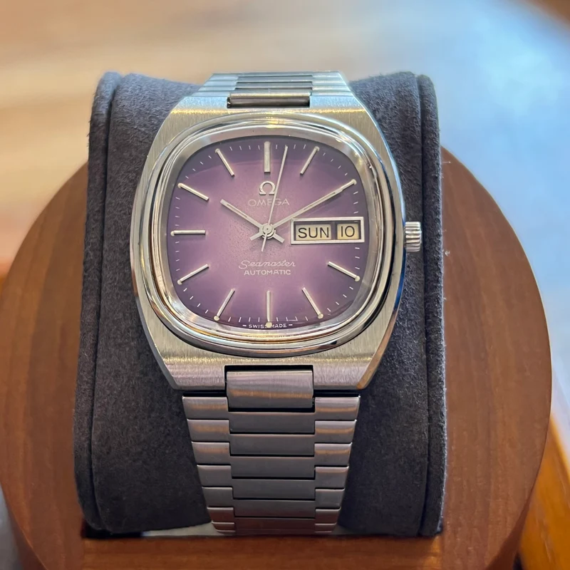 Omega Seamaster cadran violet 166.0213