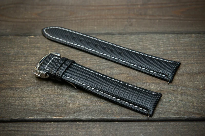 Sailcloth quick-release watch strap for Omega watches with Omega style clasp. Watch lugs: 22x20 mm, 21x20 mm, 20x18 mm, 19x18 mm
