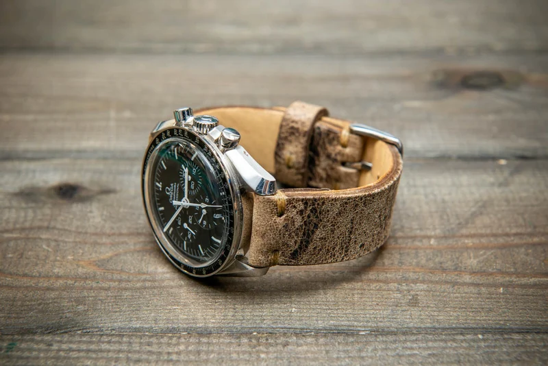 African Kudu Leather Watch Strap – Handmade in Finland | Finwatchstraps | Vintage Distressed Brown Leather Band