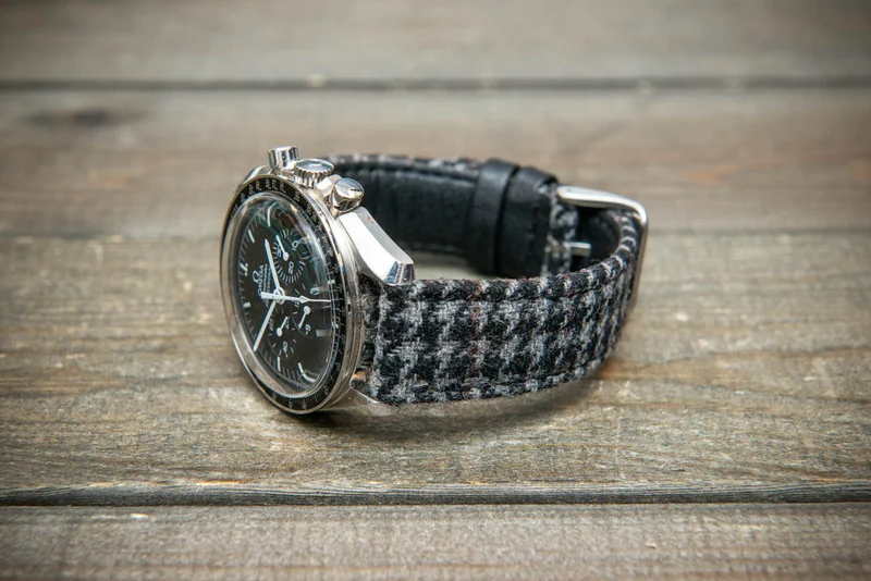 Ashen Plaid HARRIS TWEED® Watch Strap – Classic Style, Handmade in Finland