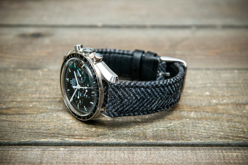 HARRIS TWEED® Watch Strap – Highland Shadow, Handcrafted Elegance from Finland