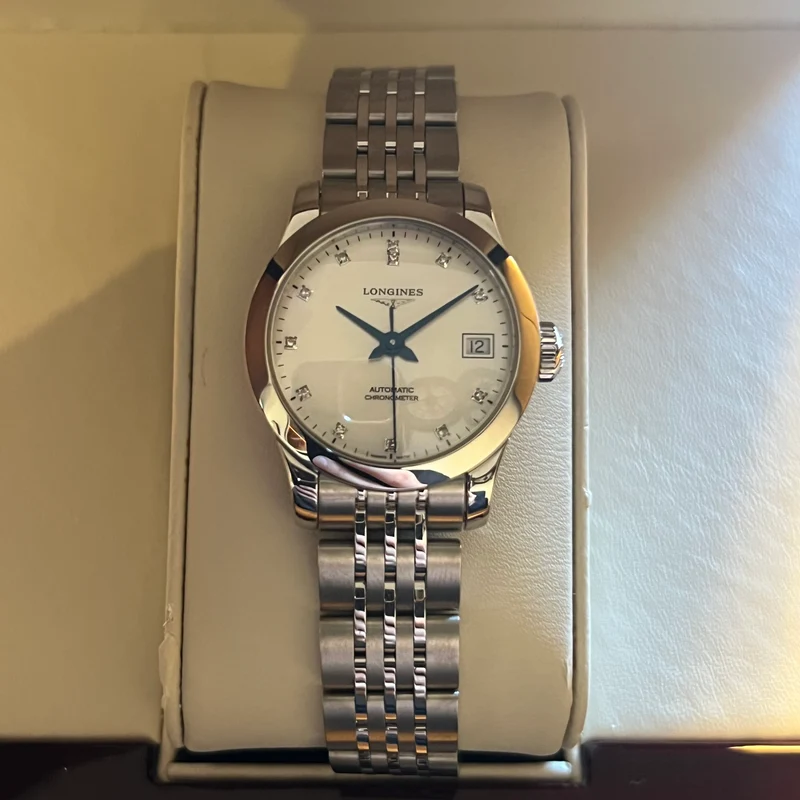 Longines Elegance Record Cadran en nacre Index Diamant L2.320.4