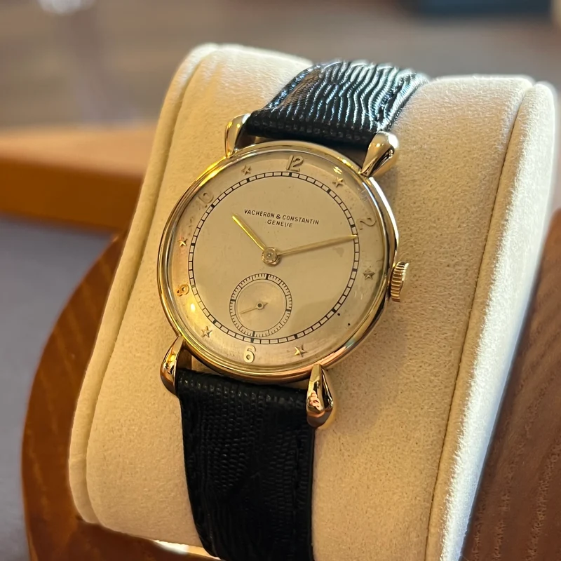 Montre-bracelet à remontoir à tige en or jaune Vacheron Constantin Vintage Teardrop
