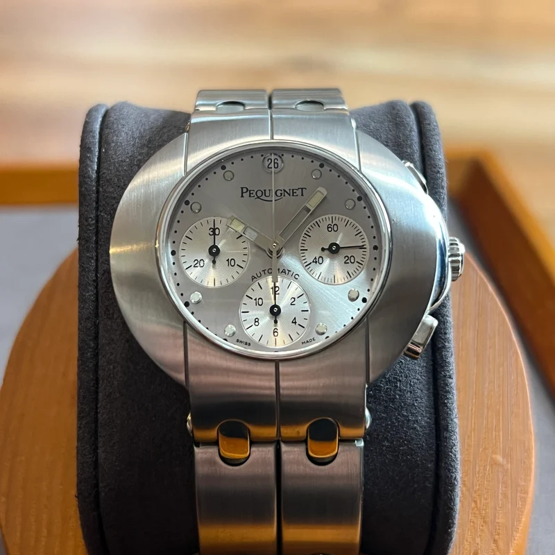 Pequignet Chronographe automatique anatomique Moorea