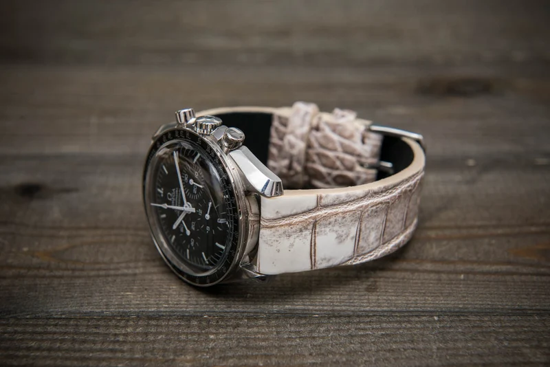 Himalayan Platinum Alligator Leather Watch Strap – The Epitome of Luxury and Style